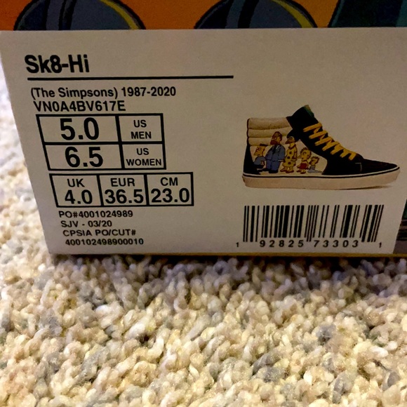Limited addition Simpsons shoes - Picture 3 of 8